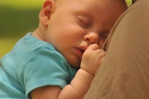 满月后宝宝的变化满月宝宝睡觉注意什么